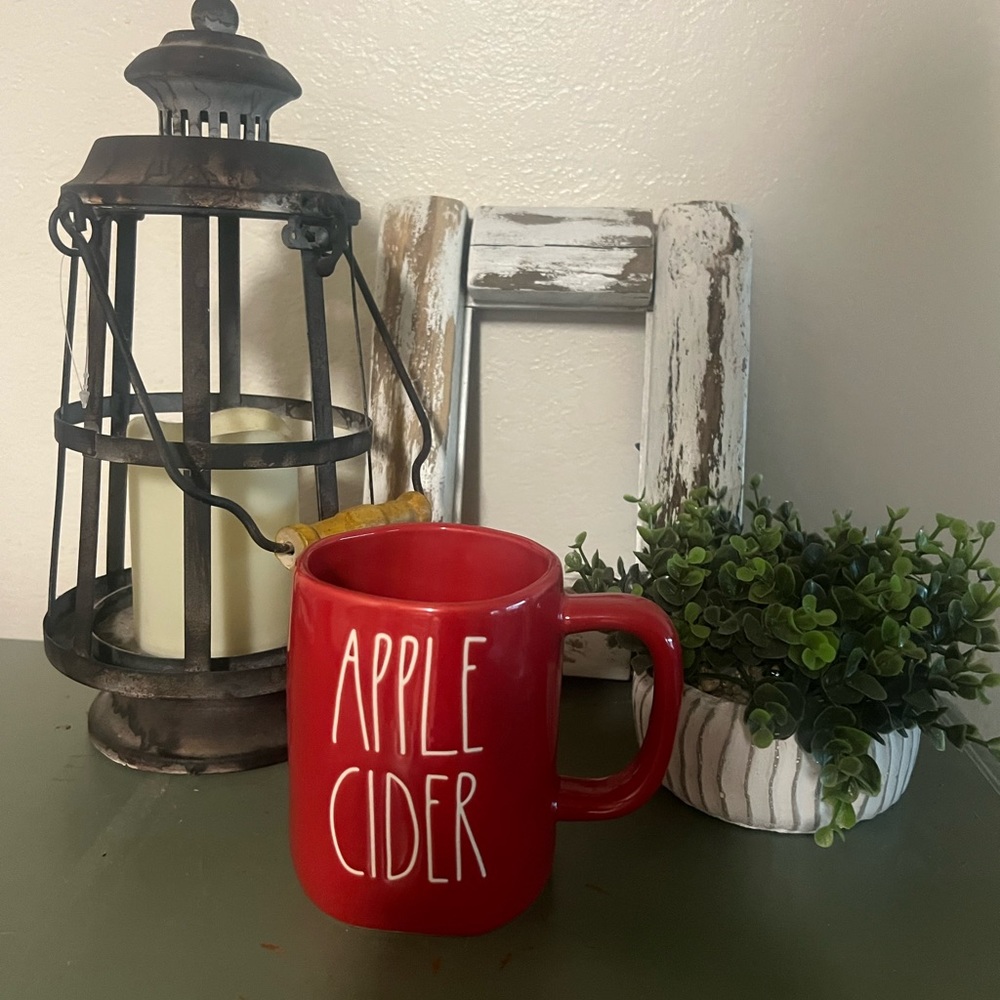 APPLE CIDER MUG